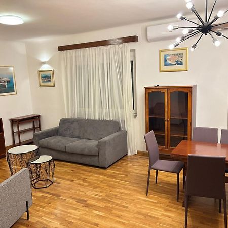 Apartment Mina Spalato Esterno foto